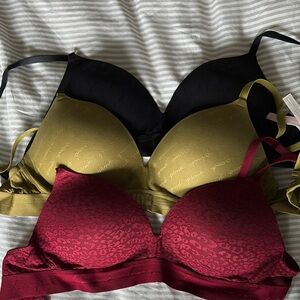 PINK Victoria's Secret lace solid colors Wear Everywhere Wireless Push Up bras